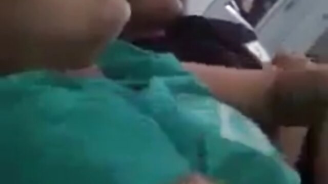 ロシアの女の子に白いストッキングが単に肛門ベッド 女性 用 無料 エロ