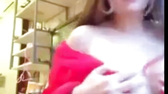 セクシーなブルネットは、写真撮影で裸のポーズ 女性 用 動画 エロ
