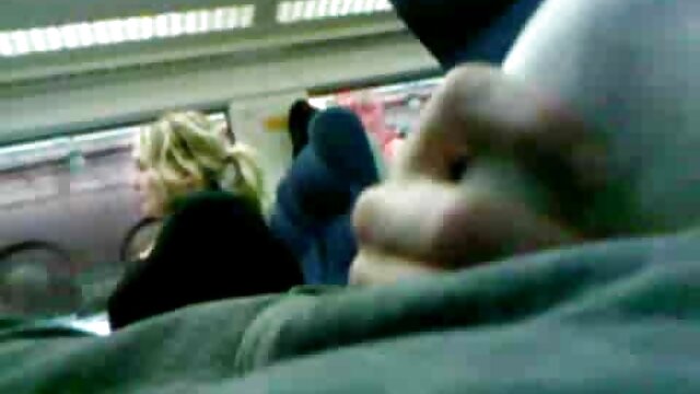 ピンクの前の大きなディルドカメラ 女性 向け アダルト 動画 マッサージ