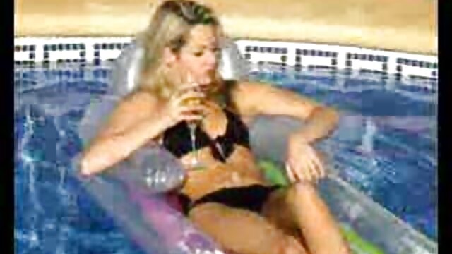 ブロンドは69歳のポーズの男とオーラルセックスをしています。 無料 女性 の ため の アダルト 動画